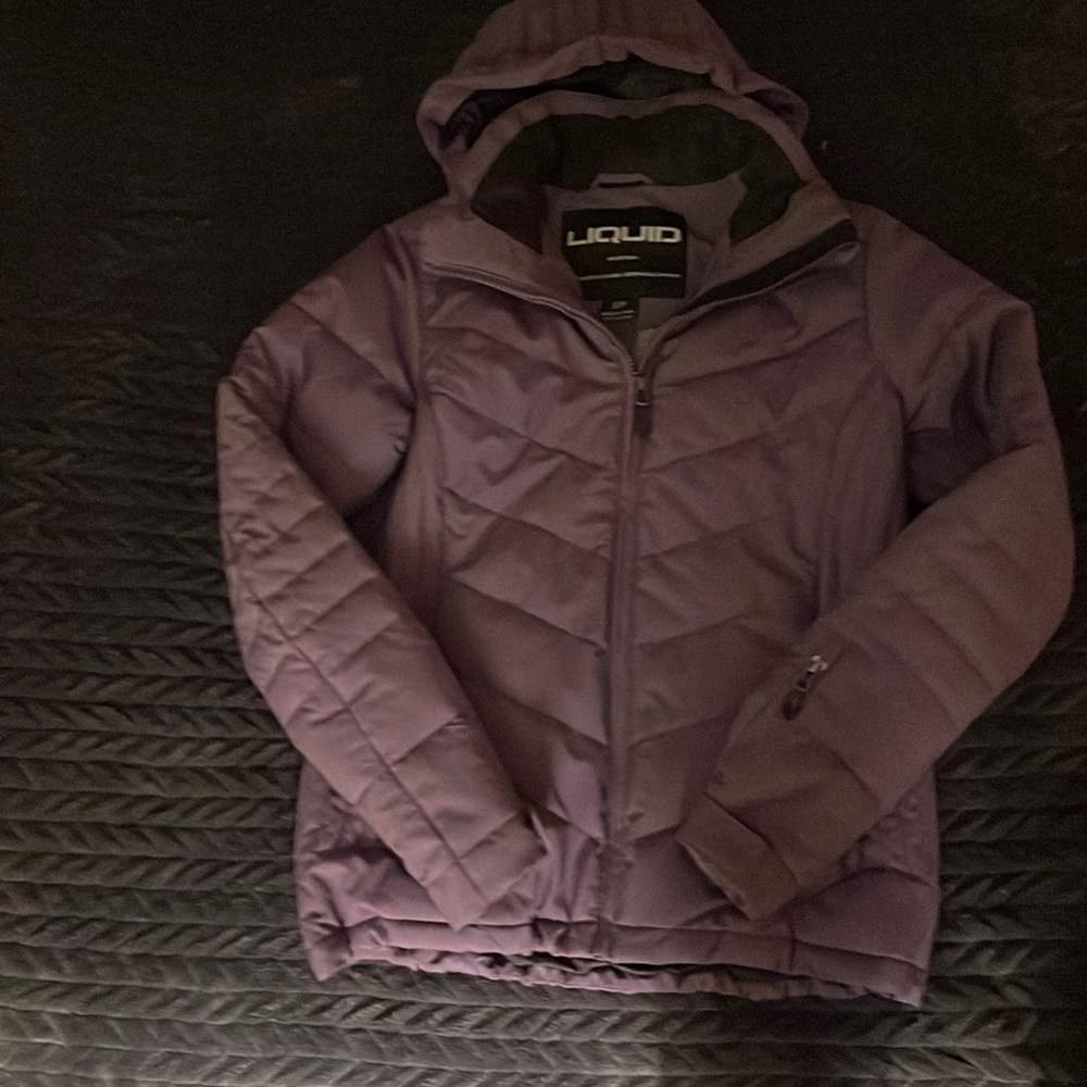 Liquid Ski coat, worn x2 pristine-exceptional Lilac color